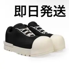 即納　FVVO Rocksta スニーカー　ローカット　黒　白
