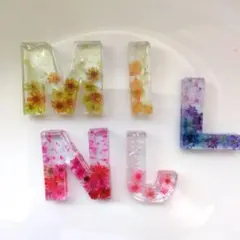 イニシャルキーホルダー(ネーム入れ可能)