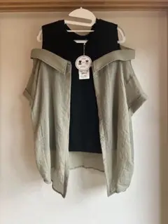 レイヤード　タンクトップ付オフショルダー 半袖シャツ カーキグリーン