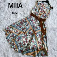 MIIA ミーア スカーフ柄 フレア ワンピース ノースリーブ ベルト付