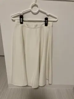 膝下スカート