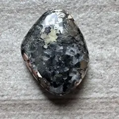 ターコイズ　クォーツ&パイライト　16.8ct フリーフォーム