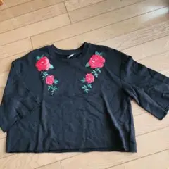 薔薇黒Tシャツ