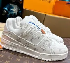 Louis Vuitton ホワイト スニーカー