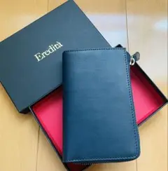 【Eredita L字型ファスナー長財布（コンパクト）】 ネイビー。未使用・美品
