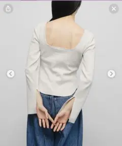 バックオープン長袖ニット　アーバンリサーチ　kbf 新品未使用　タグ付き