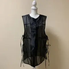 【新品】オーガンジー　サイドオープン　ジレ　ブラック