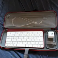 Apple Magic Keyboard 日本語配列　ハードソフトケース充電器付