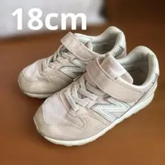 New Balance ピンク スニーカー 18