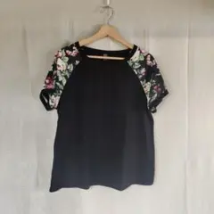 EMERY ROSE 半袖Tシャツ M 黒・花柄