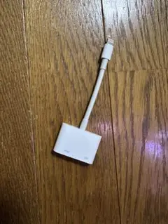アップル純正　Lightning to HDMI 変換アダプタ