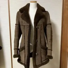 ムートンコート