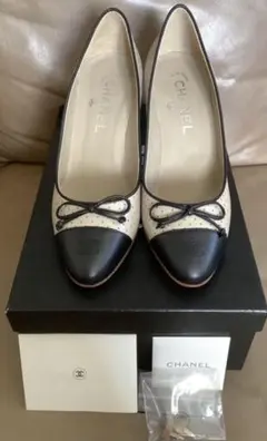 未使用 CHANEL パンプス シャネル パンチング バイカラー ベージュ 黒