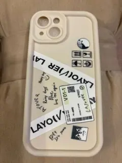 iPhone15ケース　テテ