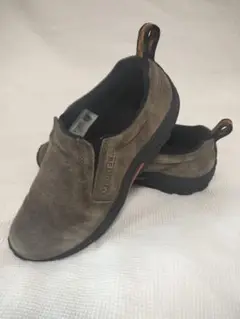 Item thumbnail for item fc6bfa88-439a-470f-a9dd-2212a623d27b