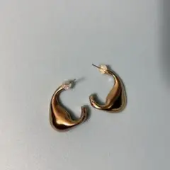 ete ピアス ゴールド ニュアンス