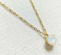 8mmファセットカットブルームーンストーンネックレス サージカルステンレス製