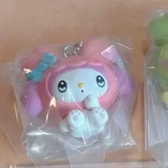 TWICE サンリオコラボ マスコットチャーム ガチャガチャ ガシャポン
