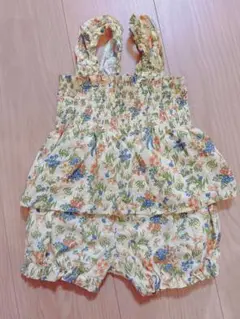 美品　花柄セットアップ　女の子　80
