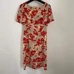 花柄　ワンピース