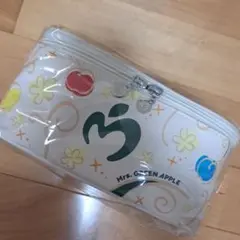 Mrs.GREEN APPLE　バニティポーチ