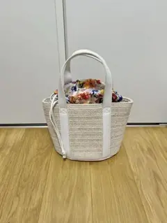 GU　蜷川実花　完売バッグ　ホワイト　GU × mika ninagawa