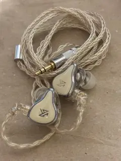 Item thumbnail for item 06385c10-ba32-4019-a89c-edcc75bd08e9