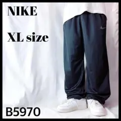 Item thumbnail for item fdb888a0-7d7d-4147-bbac-5a899fd09864