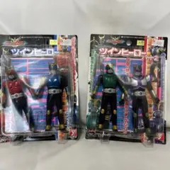 新品未開封　仮面ライダークウガツインヒーロー 4体セット