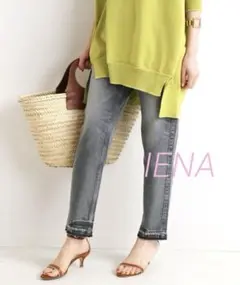 ☆美品☆ IENA　定価26,400円　加工デニムパンツ　グレー　25サイズ