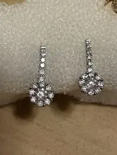 ポンテヴェキオ ダイヤピアス ヘイロー フラワー