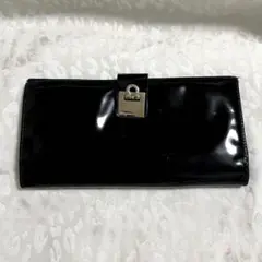 Salvatore Ferragamo 二つ折り財布 黒