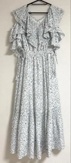 【ラプンツェル】フリルワンピース　Light Gray Sサイズ