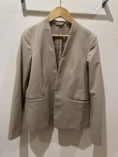 ⭐︎美品⭐︎ノーカラージャケット ベージュ　Mサイズ