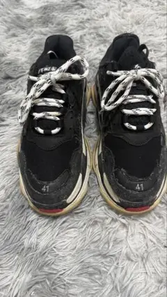 BALENCIAGA トリプルS スニーカー ブラック