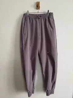 Item thumbnail for item 2079ae65-0658-4661-bbf3-13a7d8fae775