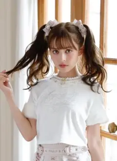 ファースリーブラインストーンロゴトップス LIZ　LISA リズリサ