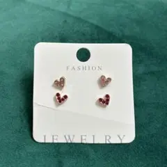 《新品》ハート型ピアス 2セット