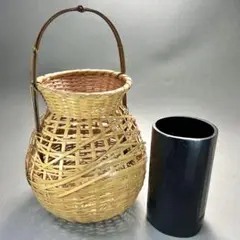 Item thumbnail for item 4e13fa12-38a6-4712-bef8-2b4d2d5d92ee