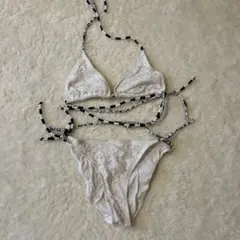 ホワイトビキニ