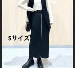 ジーユー フロントジップ　スカート　S