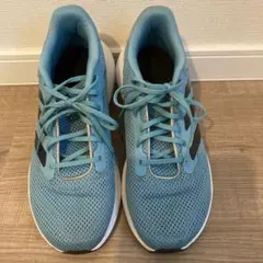 adidasランニングシューズ　23.5cm