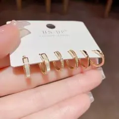 ✨気分や服装で変えられるリングピアス✨　ゴールド　可愛い　綺麗　大人　まとめ売り