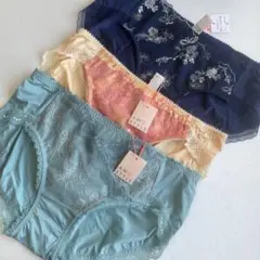 Item thumbnail for item e9ccbd6a-56b7-4045-afd6-cf8603ce4e8d