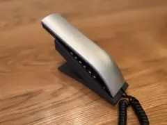 イデアインターナショナル　スマートフォン電話機（シルバー/ブラック）