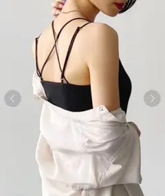 ブラック クロスストラップ キャミソール　PAGEBOY 黒　インナー