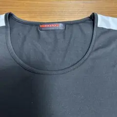 プラダ　Tシャツ　婦人物　Mサイズ