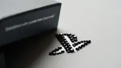 SWAROVSKI ステッカー for PlayStation (ブラック)