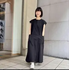 無印良品　高密度織り半袖ワンピース