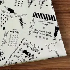 100ネエサン 綿麻キャンバス 生地 50cm ホワイト ルシアン カード柄
